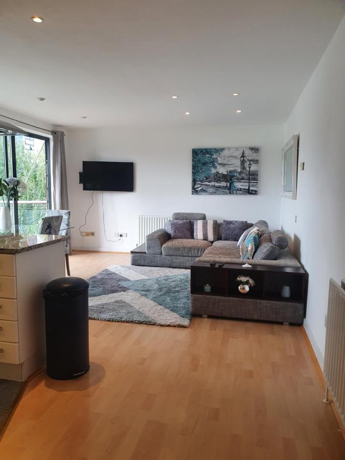 Luxury Canary Wharf Apartment With Free Parking Лондон Экстерьер фото